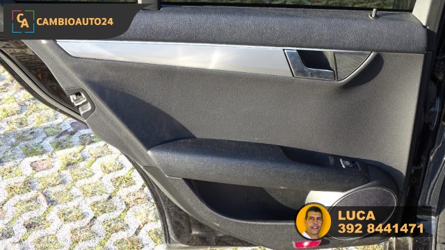 MERCEDES-BENZ C 220 usata 49