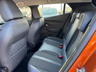PEUGEOT 2008 usata, con Sistema di navigazione
