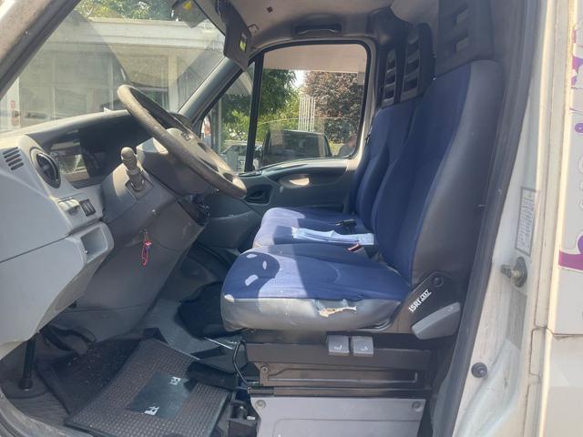 IVECO Daily usata 8
