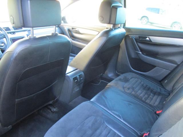 VOLKSWAGEN Passat usata 18