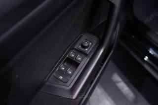 VOLKSWAGEN T-Roc usata, con Controllo automatico clima
