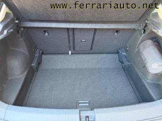 VOLKSWAGEN T-Roc usata, con Sedile posteriore sdoppiato