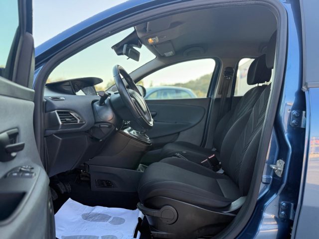 LANCIA Ypsilon usata, con Autoradio digitale