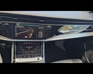 AUDI Q8 usata, con Sistema di navigazione