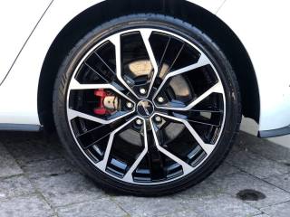 VOLKSWAGEN Golf GTI usata, con Sistema di avviso di distanza