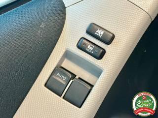 TOYOTA Yaris usata, con Volante multifunzione