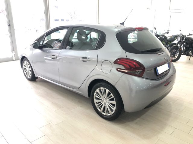 PEUGEOT 208 usata, con Cerchi in lega