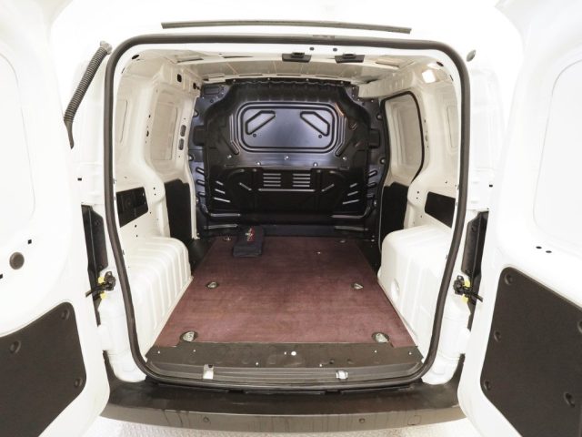 FIAT Fiorino usata 8