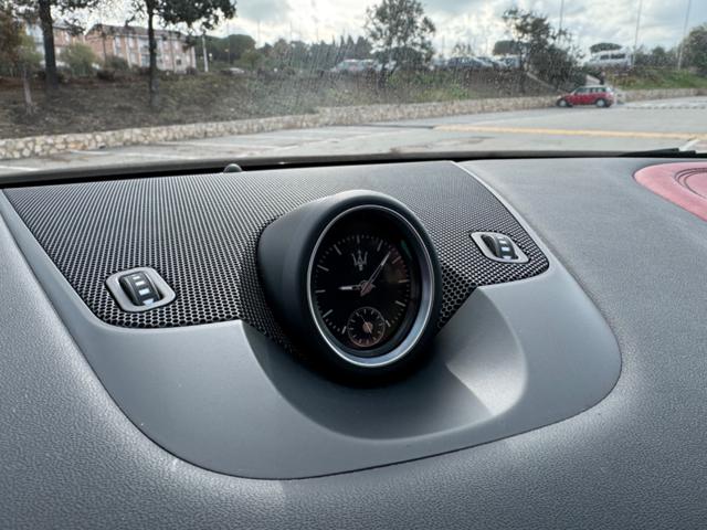 MASERATI Levante usata, con Sistema di avviso di distanza