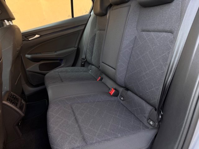VOLKSWAGEN Golf usata, con Climatizzatore