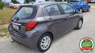 TOYOTA Yaris usata, con Airbag