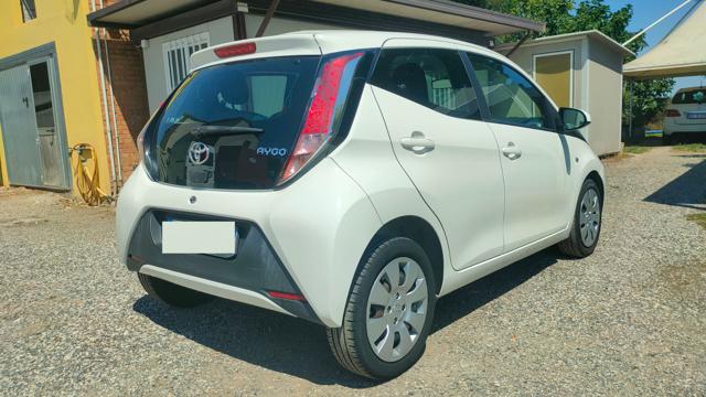 TOYOTA Aygo usata, con Airbag laterali