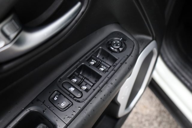 JEEP Renegade usata, con Specchietto retrovisore con funzione antiabbagliamento
