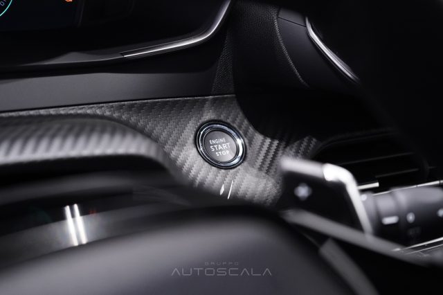 PEUGEOT 208 usata, con Fari LED