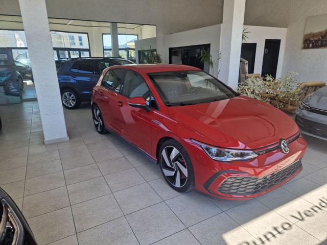 VOLKSWAGEN Golf usata, con Airbag
