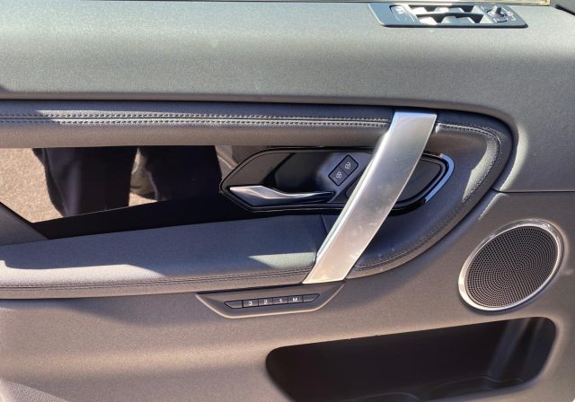 LAND ROVER Discovery Sport usata, con ESP