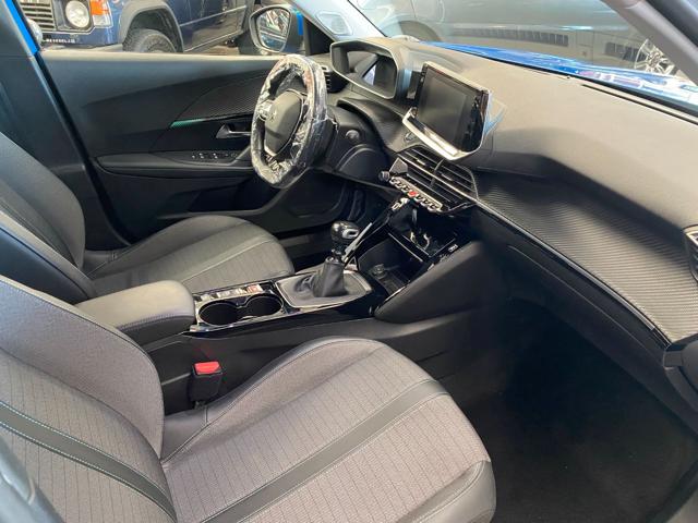 PEUGEOT 2008 usata, con Autoradio digitale