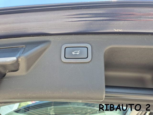 LAND ROVER Discovery Sport usata, con USB