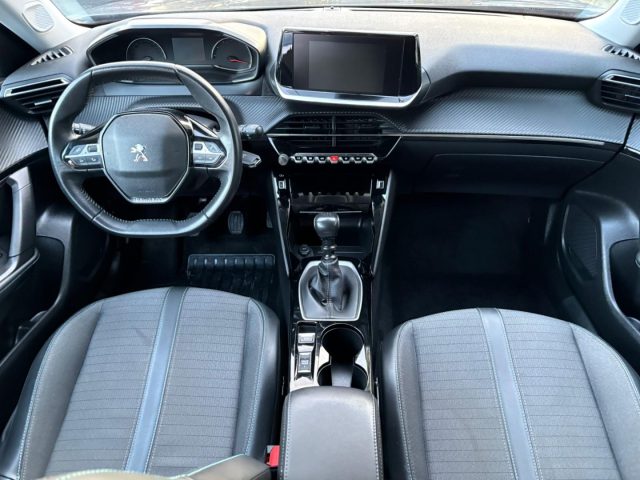 PEUGEOT 2008 usata, con Boardcomputer