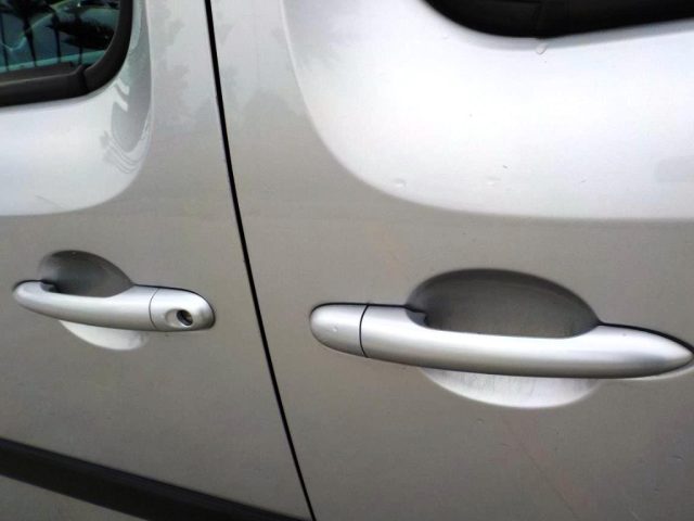 RENAULT Kangoo usata, con Immobilizzatore elettronico