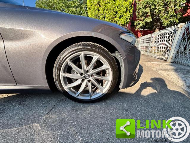 ALFA ROMEO Giulia usata, con Autoradio
