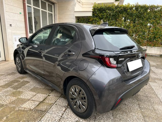 TOYOTA Yaris usata 7