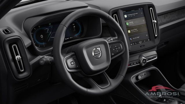 VOLVO XC40 usata 14