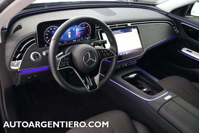 MERCEDES-BENZ E 220 usata, con Alzacristalli elettrici