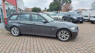 BMW 320 usata, con Volante multifunzione