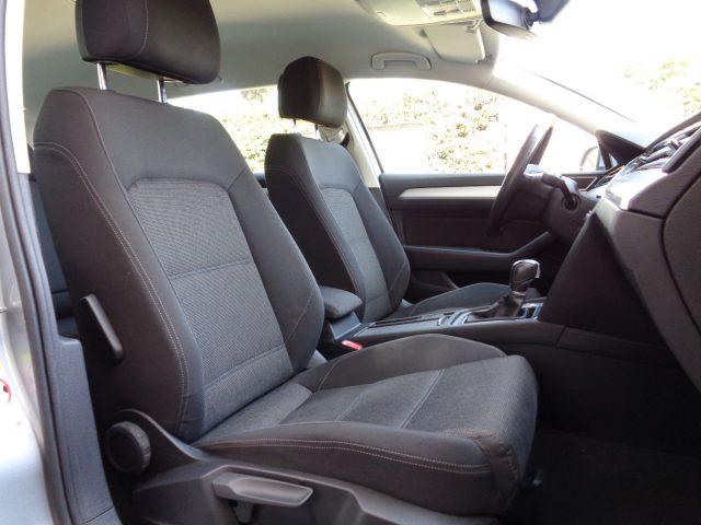 VOLKSWAGEN Passat Variant usata, con Cruise Control