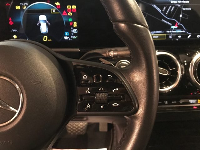 MERCEDES-BENZ GLA 250 usata, con Cruise Control