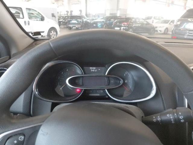 RENAULT Clio usata, con Autoradio