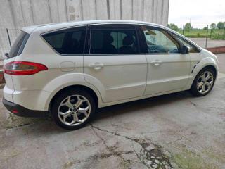 FORD S-Max usata, con Controllo trazione