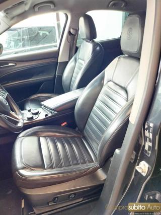 ALFA ROMEO Stelvio usata 24