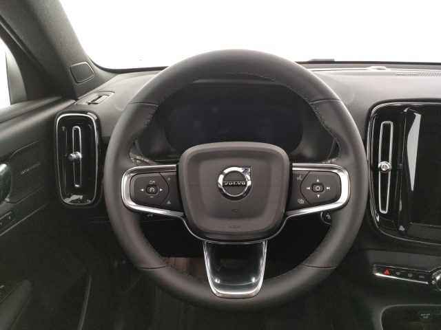 VOLVO XC40 usata, con Controllo automatico clima