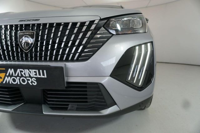 PEUGEOT 2008 usata, con Sistema di navigazione