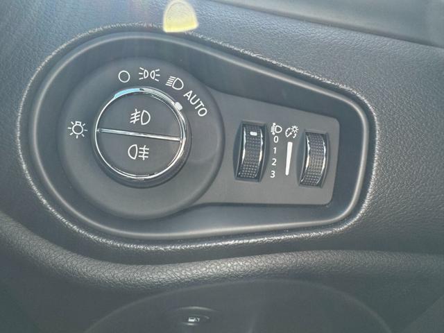JEEP Compass usata, con Controllo automatico clima