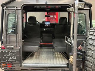 LAND ROVER Defender usata 19