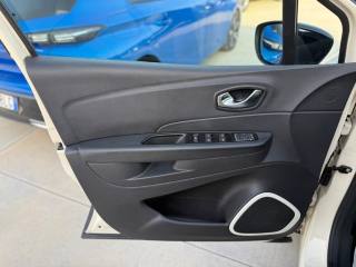 RENAULT Captur usata 11