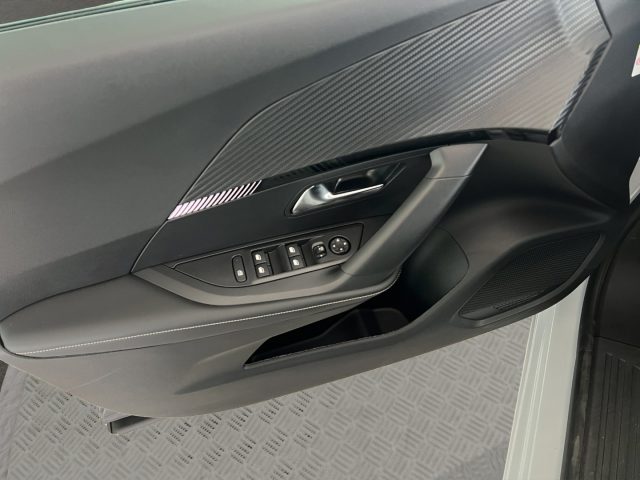 PEUGEOT 2008 usata, con Frenata d
