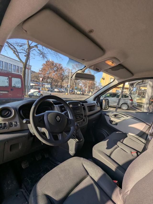 RENAULT Trafic usata, con Telecamera per parcheggio assistito