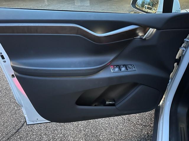TESLA Model X usata, con Cerchi in lega