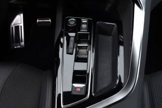 PEUGEOT 5008 usata, con Servosterzo