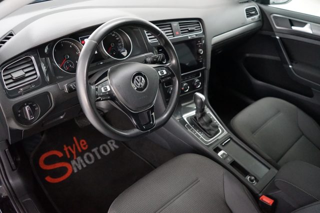 VOLKSWAGEN Golf usata, con Autoradio