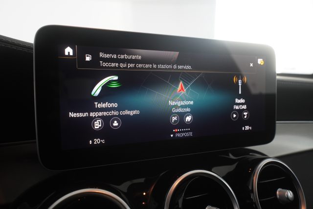 MERCEDES-BENZ GLC 220 usata 17