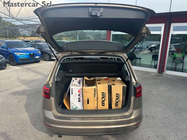 VOLKSWAGEN Golf usata, con Controllo trazione