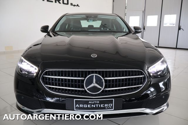 MERCEDES-BENZ E 200 usata, con Airbag