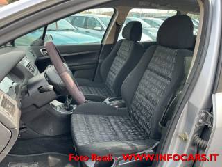 PEUGEOT 307 usata, con Autoradio