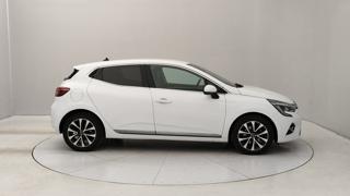 RENAULT Clio usata, con Autoradio