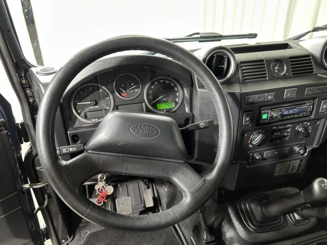 LAND ROVER Defender usata 11